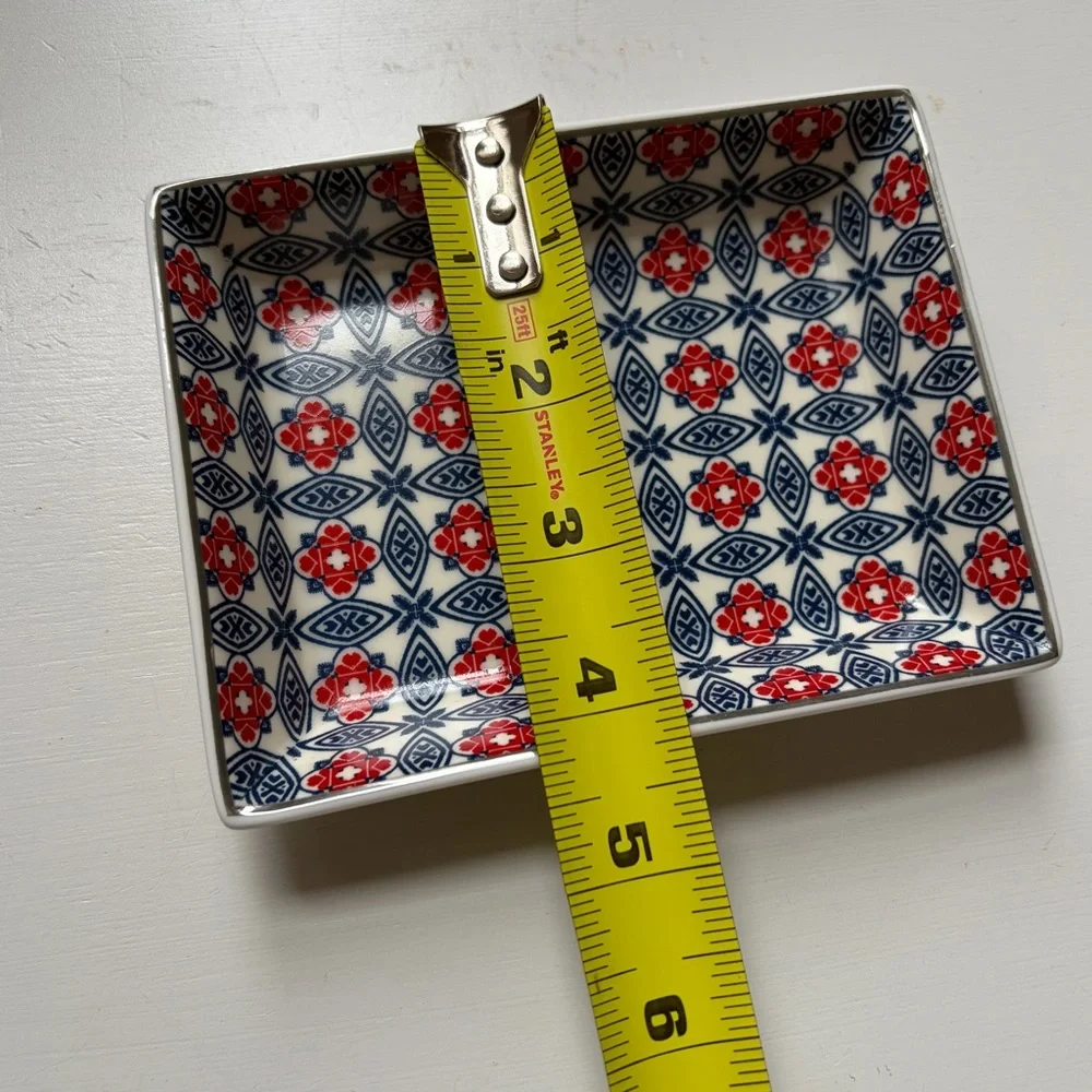 J.Crew Blue and Red Pattern Trinket Coin Jewelry Dish 4.25 x 5.5 in